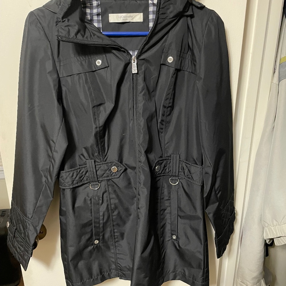 NWT Size M Liz Claiborne Rainjacket